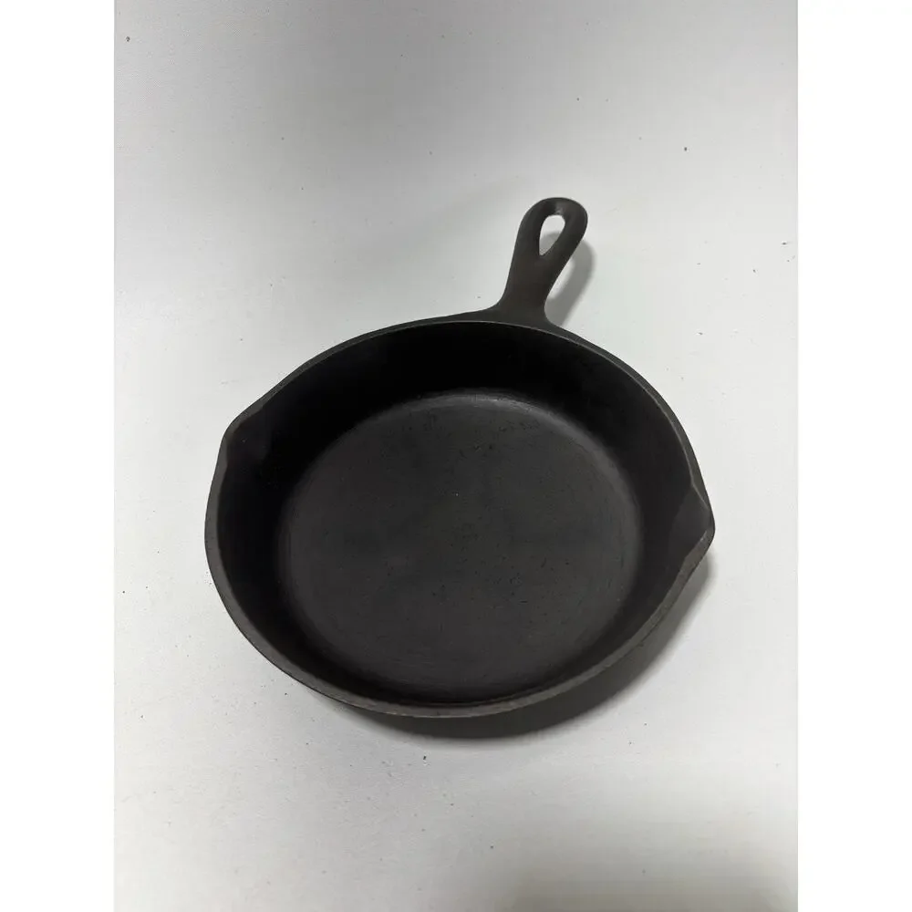 Vintage Cast Iron Skillet No 5 8 1/8” Heat Ring Restored USA